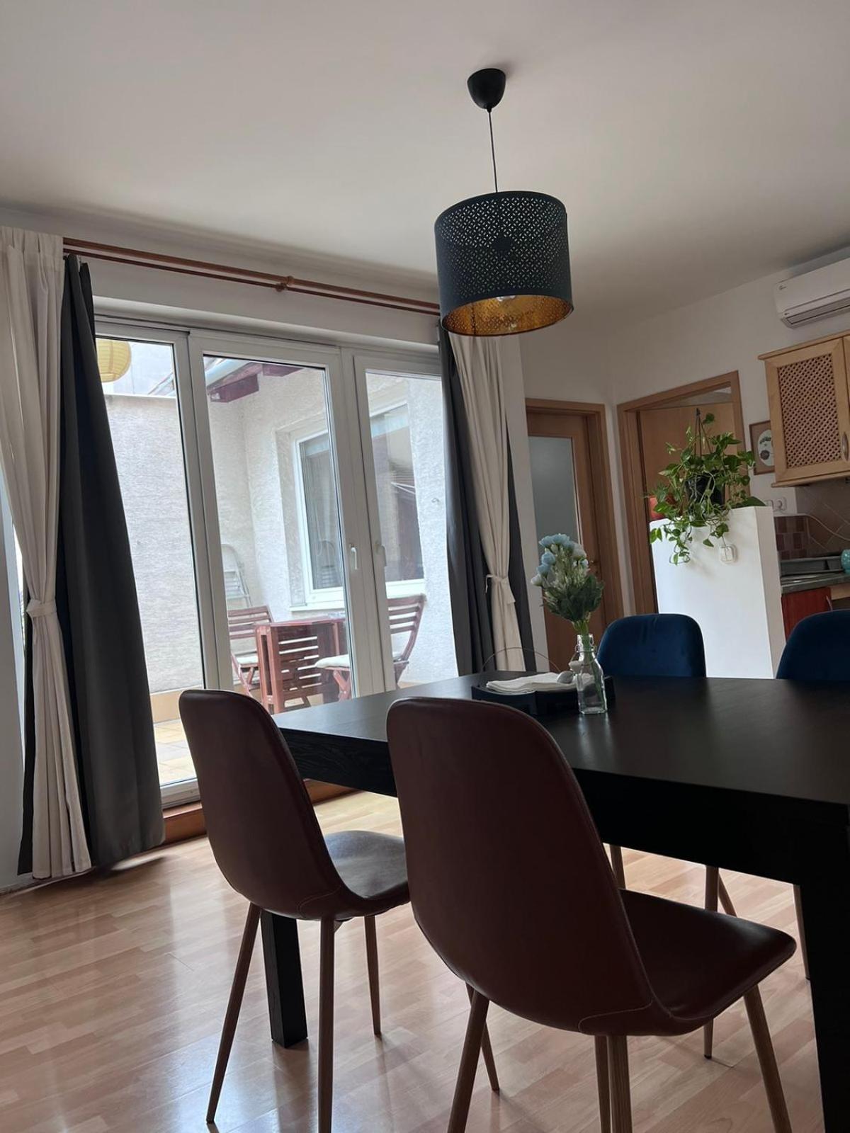 Hb Downtown Sunny Apartman Budapest Eksteriør bilde